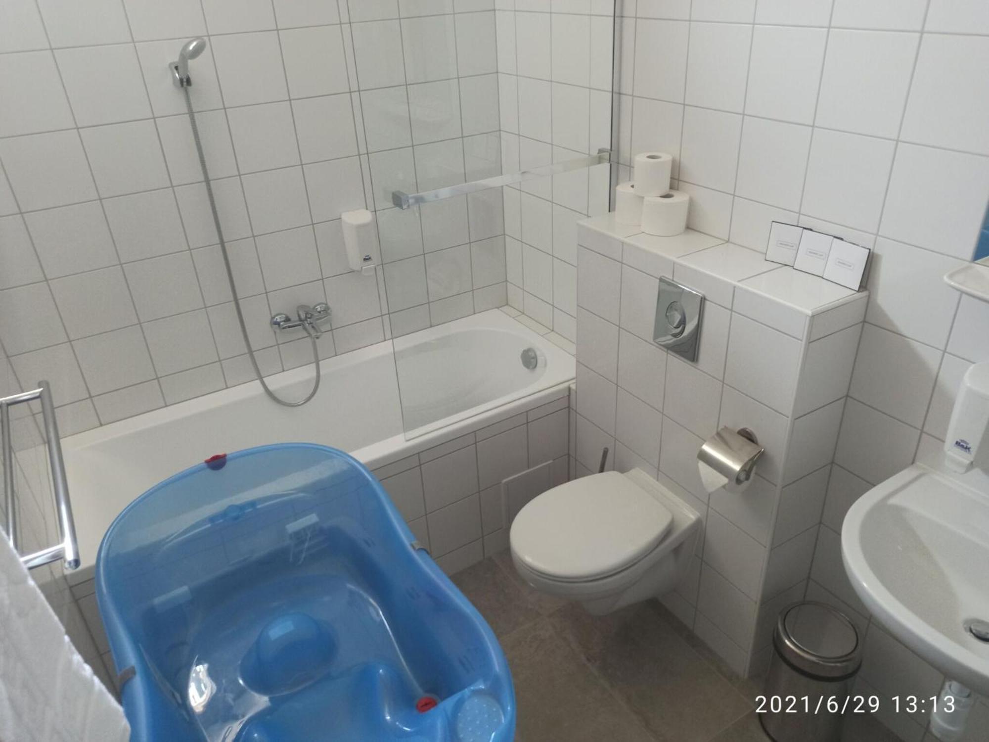 Bed and Breakfast Svájci Lak Panzió Nyíregyháza Exterior foto